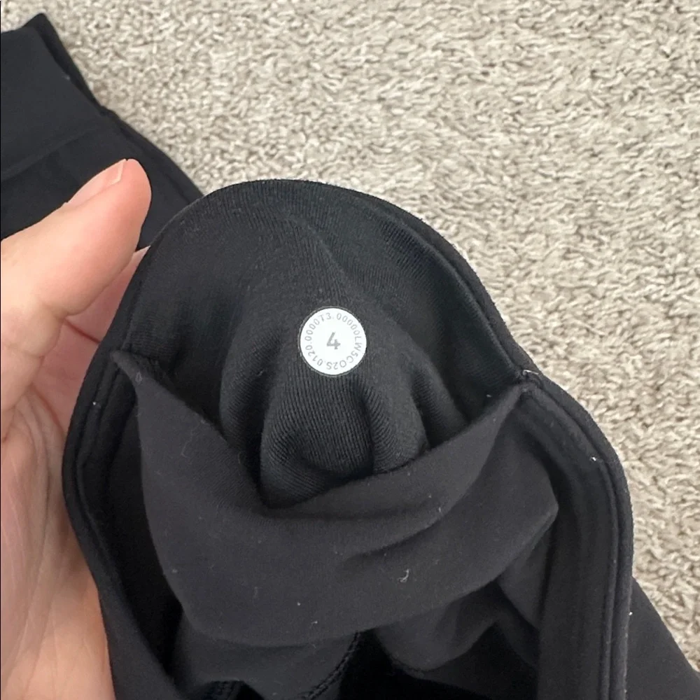 Lululemon Black Align Joggers size 4.